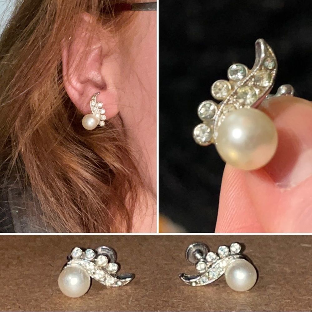 Clip /Screw back earrings - Pearl and crystal gem